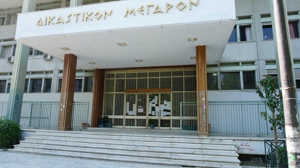 Kάθειρξη 8 ετών σε 52χρονο για αποπλάνηση 13χρονης